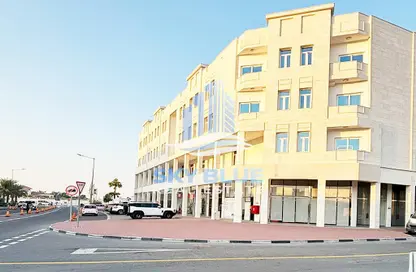 Shop - Studio - 1 Bathroom for rent in Al Soudan - Doha