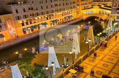 Apartment - 2 Bedrooms - 3 Bathrooms for rent in Murano - Qanat Quartier - The Pearl Island - Doha