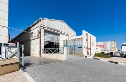 Warehouse - Studio - 1 Bathroom for rent in Industrial Area 4 - Industrial Area - Industrial Area - Doha