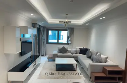 Apartment - 2 Bedrooms - 2 Bathrooms for rent in Giardino Apartments - The Pearl Island - Doha