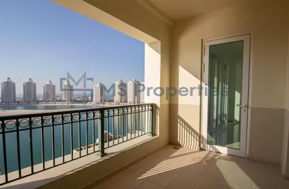 Apartment - 3 Bedrooms - 4 Bathrooms for sale in Viva East - Viva Bahriyah - The Pearl Island - Doha