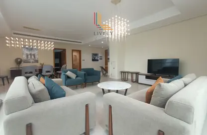 Apartment - 2 Bedrooms - 3 Bathrooms for rent in Lusail Residence - Marina District - Lusail