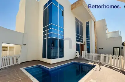 Villa - 5 Bedrooms - 5 Bathrooms for rent in Ain Khaled - Ain Khaled - Doha