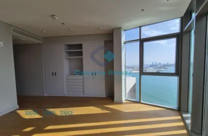 Apartment - 2 Bedrooms - 4 Bathrooms for rent in Waterfront Residential - The Waterfront - Lusail