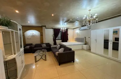 Villa - 1 Bathroom for rent in Al Sadd Road - Al Sadd - Doha