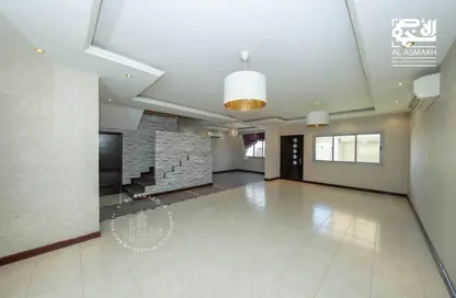 Villa - 4 Bedrooms - 4 Bathrooms for rent in Ain Khaled - Doha