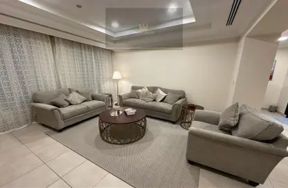 Apartment - 1 Bedroom - 2 Bathrooms for sale in East Porto Drive - Porto Arabia - The Pearl Island - Doha