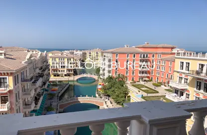 Apartment - 2 Bedrooms - 3 Bathrooms for rent in Murano - Qanat Quartier - The Pearl Island - Doha