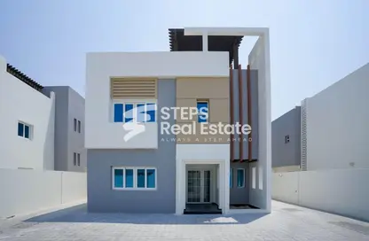 Compound - 5 Bedrooms - 5 Bathrooms for rent in Al Nuaija Street - Al Nuaija - Doha