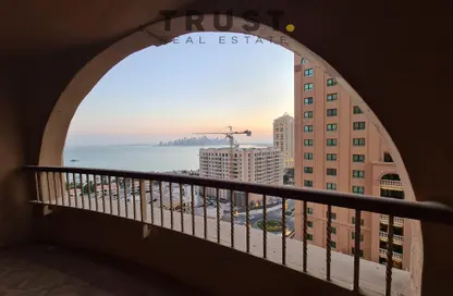 Apartment - 1 Bedroom - 2 Bathrooms for rent in East Porto Drive - Porto Arabia - The Pearl Island - Doha