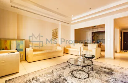 Apartment - 1 Bedroom - 2 Bathrooms for rent in East Porto Drive - Porto Arabia - The Pearl Island - Doha