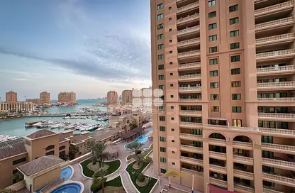 Apartment - 2 Bedrooms - 3 Bathrooms for sale in Tower 10 - Porto Arabia - The Pearl Island - Doha