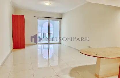 Apartment - 1 Bathroom for sale in Viva West - Viva Bahriyah - The Pearl Island - Doha