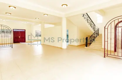 Villa - 3 Bedrooms - 4 Bathrooms for rent in Al Duhail - Al Duhail - Doha