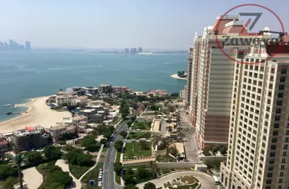 Apartment - 2 Bedrooms - 3 Bathrooms for rent in Floresta Gardens - Floresta Gardens - The Pearl Island - Doha