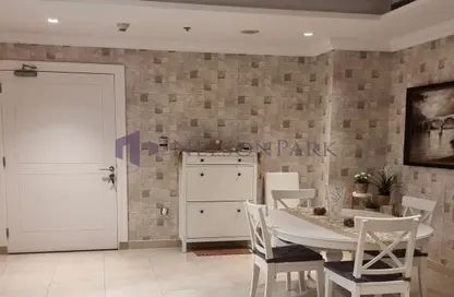 Apartment - 2 Bedrooms - 3 Bathrooms for rent in Tower 31 - Porto Arabia - The Pearl Island - Doha