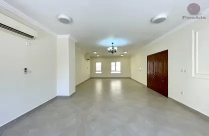 Compound - 4 Bedrooms - 4 Bathrooms for rent in 36 Villa Compound - Al Kheesa - Umm Salal Mohammed