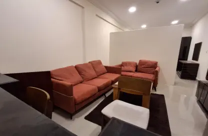 Apartment - 1 Bathroom for rent in Al Mansoura - Doha