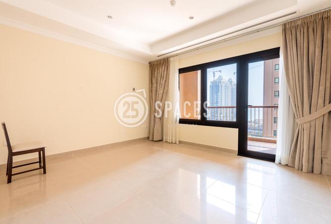 Apartment - 1 Bedroom - 2 Bathrooms for rent in East Porto Drive - Porto Arabia - The Pearl Island - Doha