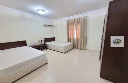 Apartment - 2 Bedrooms - 2 Bathrooms for rent in Al Mansoura - Al Mansoura - Doha