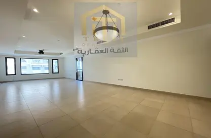 Apartment - 1 Bedroom - 2 Bathrooms for rent in East Porto Drive - Porto Arabia - The Pearl Island - Doha