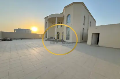 Villa - 7 Bedrooms for rent in Al Kheesa - Al Kheesa - Umm Salal Mohammed