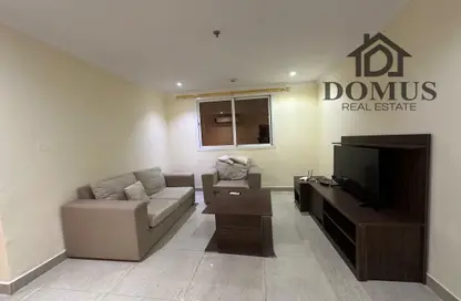 Apartment - 1 Bedroom - 1 Bathroom for rent in Ibn Al Haitam Street - Fereej Abdul Aziz - Doha