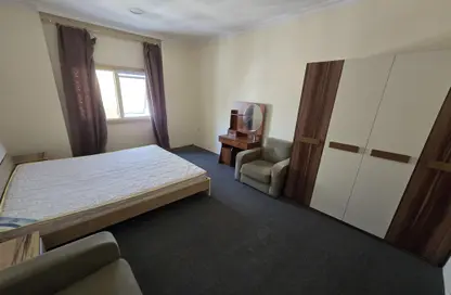 Apartment - 1 Bedroom - 1 Bathroom for rent in Umm Ghuwailina 4 - Umm Ghuwailina - Doha