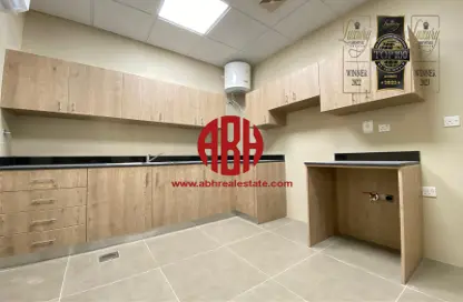 Apartment - 1 Bedroom - 1 Bathroom for rent in Corniche Road - Corniche Road - Doha