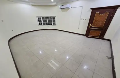 Apartment - 1 Bathroom for rent in New Salata - Salata - Doha