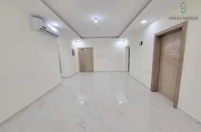 Apartment - 3 Bedrooms - 3 Bathrooms for rent in Fereej Kulaib - Doha