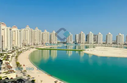 Apartment - 2 Bedrooms - 3 Bathrooms for rent in Viva West - Viva Bahriyah - The Pearl Island - Doha