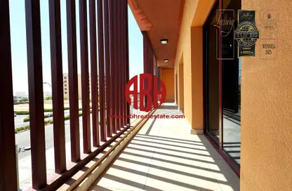 Apartment - 2 Bedrooms - 3 Bathrooms for rent in Catania - La Piazza - Fox Hills - Lusail