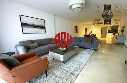 Apartment - 3 Bedrooms - 4 Bathrooms for rent in Tower 21 - Viva Bahriyah - The Pearl Island - Doha