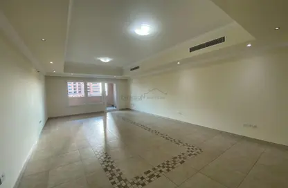 Apartment - 1 Bedroom - 2 Bathrooms for rent in East Porto Drive - Porto Arabia - The Pearl Island - Doha