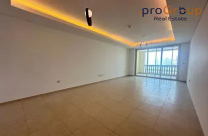 Apartment - 2 Bedrooms - 4 Bathrooms for rent in Viva West - Viva Bahriyah - The Pearl Island - Doha