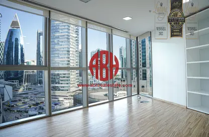 Office Space - Studio - 1 Bathroom for rent in Golden Bay Tower - West Bay - West Bay - Doha