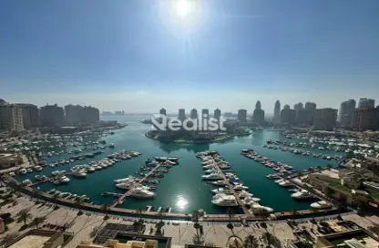 Apartment - 4 Bedrooms - 4 Bathrooms for rent in Porto Arabia - The Pearl Island - Doha