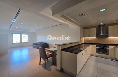 Apartment - 1 Bathroom for rent in Porto Arabia - The Pearl Island - Doha