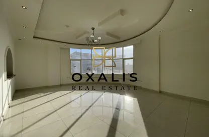 Apartment - 3 Bedrooms - 3 Bathrooms for rent in Al Mansoura - Al Mansoura - Doha