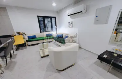 Apartment - 2 Bedrooms - 1 Bathroom for rent in Street 871 - Al Duhail South - Al Duhail - Doha