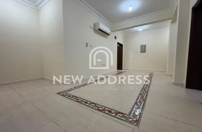 Apartment - 3 Bedrooms - 2 Bathrooms for rent in Madinat Khalifa - Doha