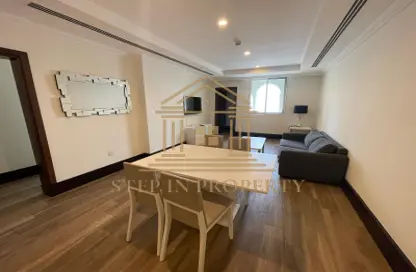 Apartment - 1 Bedroom - 2 Bathrooms for rent in Viva West - Viva Bahriyah - The Pearl Island - Doha