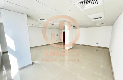 Office Space - Studio - 2 Bathrooms for rent in Palm Village residence - New Salata - Salata - Doha