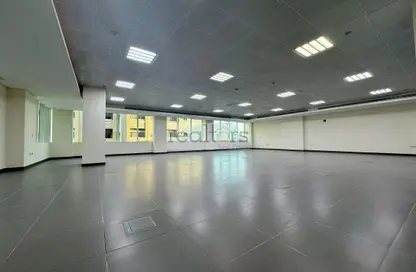 Shop - Studio for rent in Nawfal Street - Al Muntazah - Doha