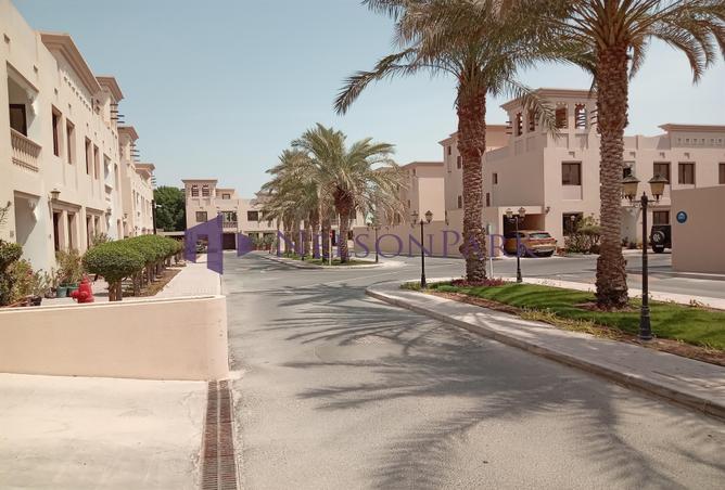 Rent in Aspire Tower: 5 beds compound located in Aspire Zone | Property ...