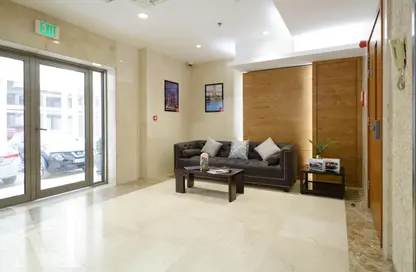 Apartment - 2 Bedrooms - 3 Bathrooms for rent in Le mirage residence - Fereej Bin Mahmoud - Doha