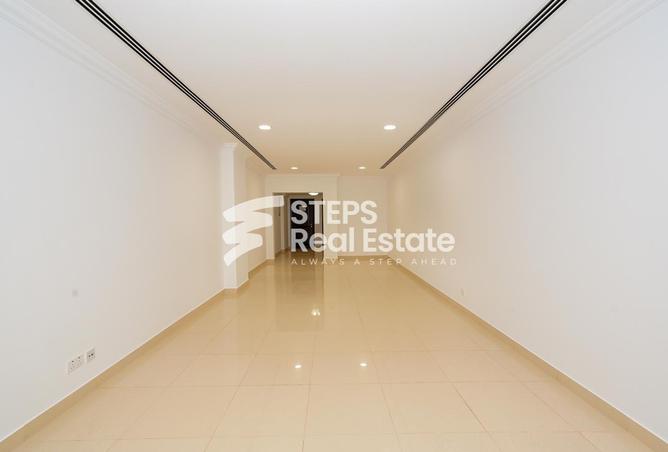 Apartment - 2 Bedrooms - 2 Bathrooms for rent in Anas Street - Fereej Bin Mahmoud North - Fereej Bin Mahmoud - Doha