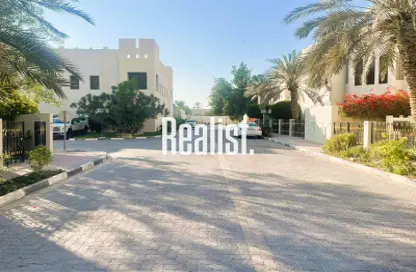 Villa - 4 Bedrooms - 5 Bathrooms for rent in Bin Omran 35 - Fereej Bin Omran - Doha