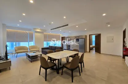 Apartment - 2 Bedrooms - 3 Bathrooms for rent in Corniche Road - Corniche Road - Doha